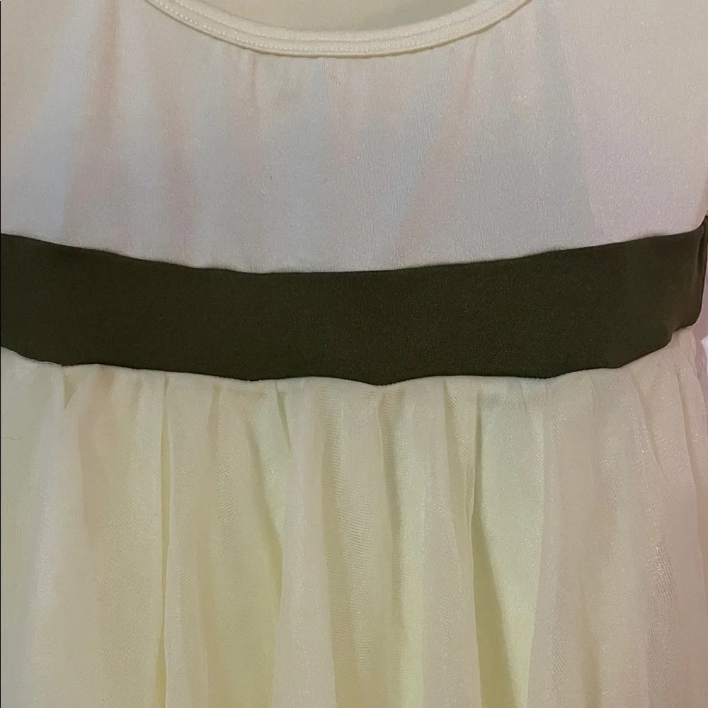 Curtain Call Dress -Ltyellow-cut out back-lace floral bodice-Tulle-Size Large